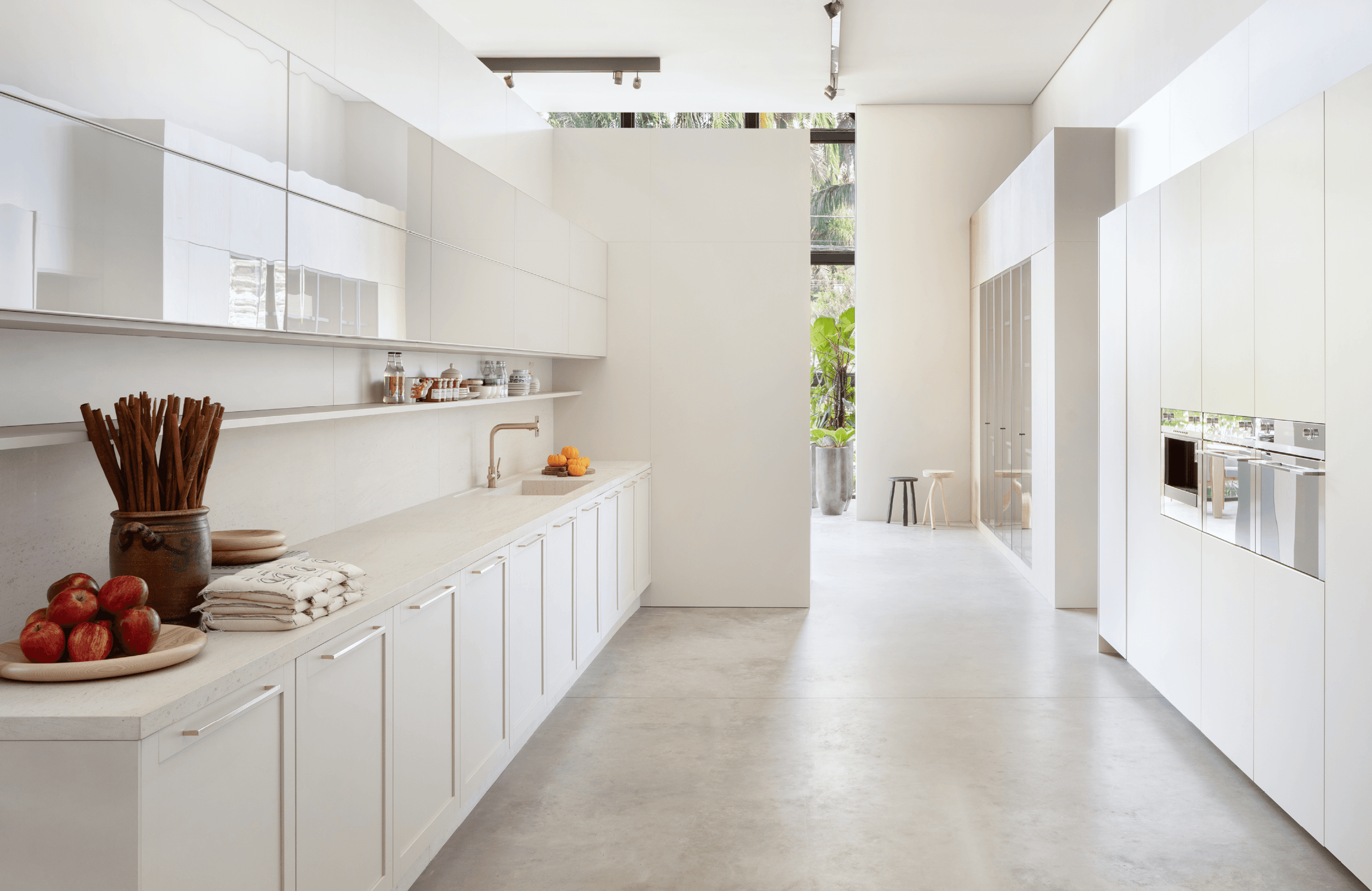 List item image finish